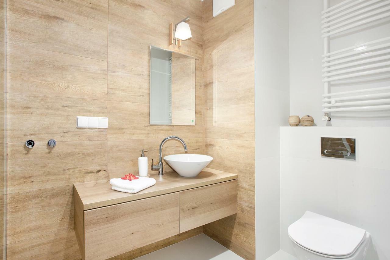 Dream - Victoria By Oneapartments